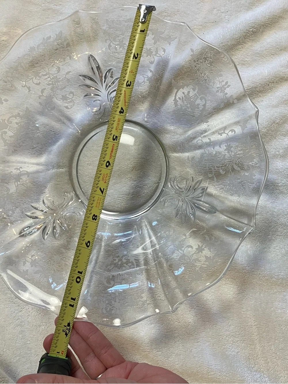 VTG Fostoria Glass Company serving bowl Baroque shape, Chintz floral etching